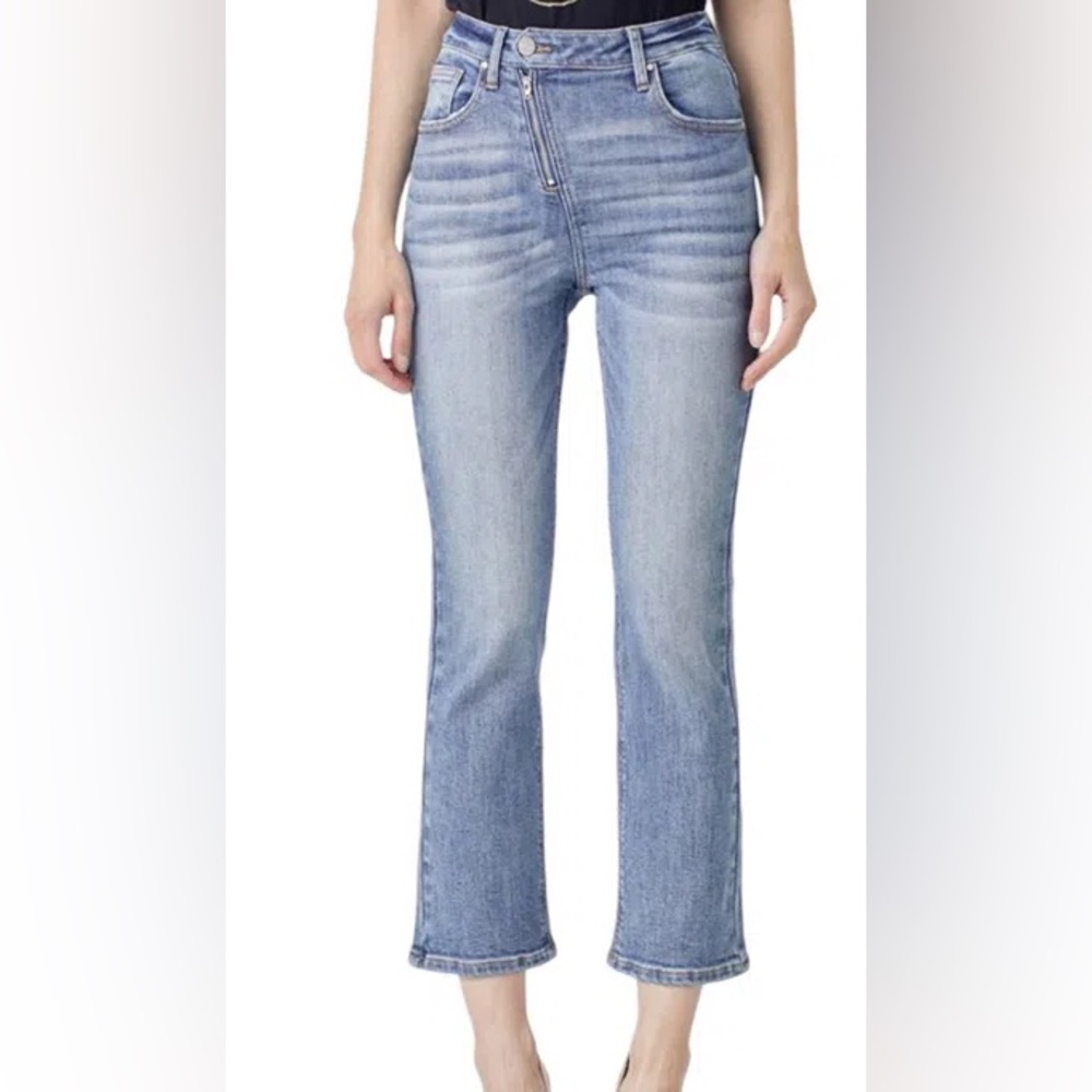 Risen • HR Crossover Zipper Straight Jeans